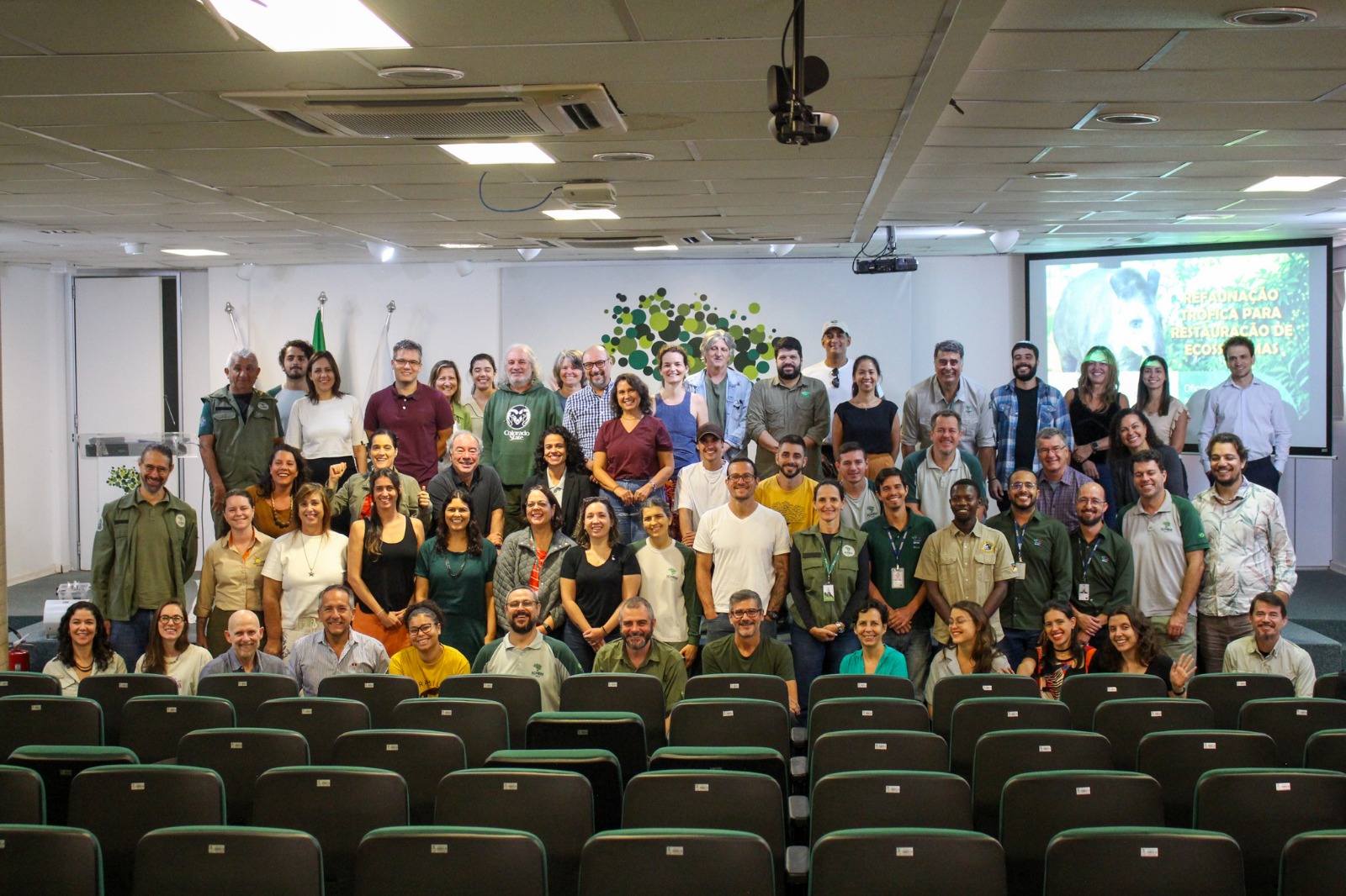 Parque Vida Cerrado participa de oficina nacional sobre refaunação e restauração ecológica